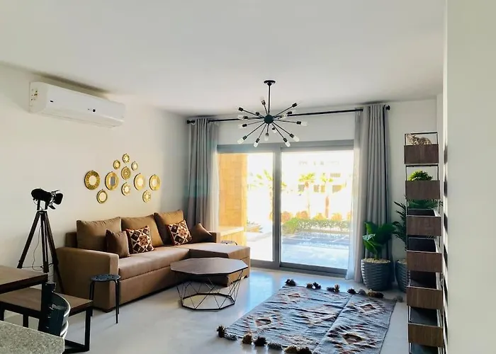 Ground Spacious 1-br @ Swanlake El Gouna ! * الغردقة