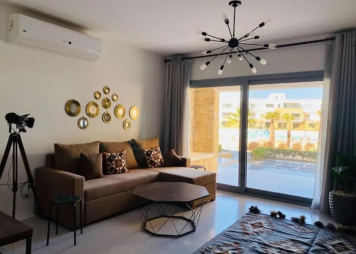 Ground Spacious 1-br @ Swanlake El Gouna !